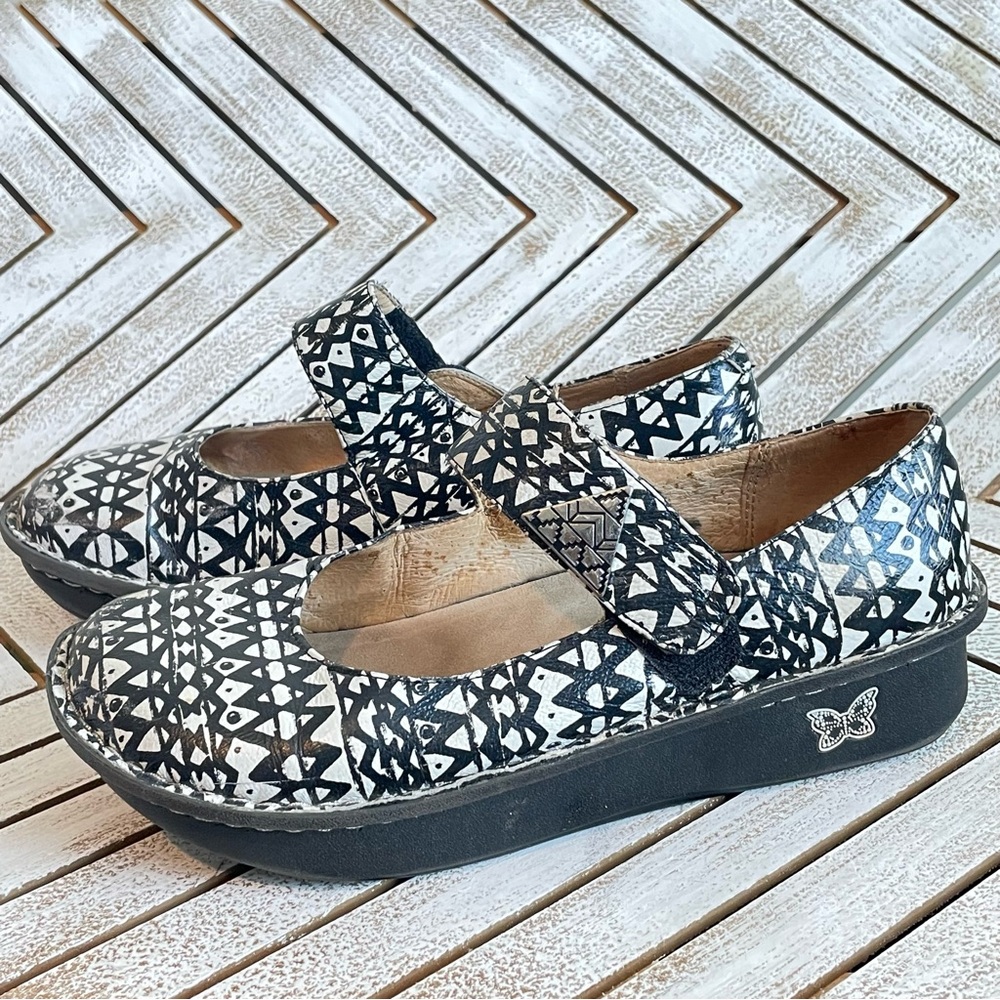 Alegria Paloma PAL-396 Mary Jane Shoes EU 39 Black White Tribal Print Leather
